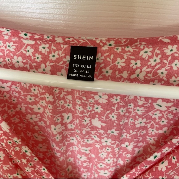 SHEIN Women’s Size XL Dress in pink white and green floral fabric - Picture 3 of 12